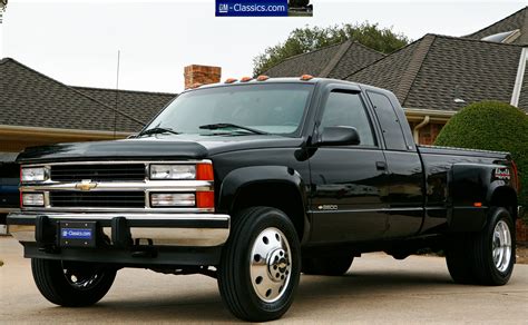 541 or 4. . 2000 chevy 3500 dually 454 towing capacity